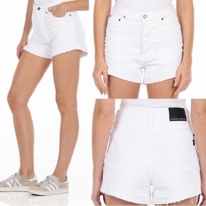 NWT Modern American East Side Shorts Vintage White Size 27 Nordstrom‎ High Rise